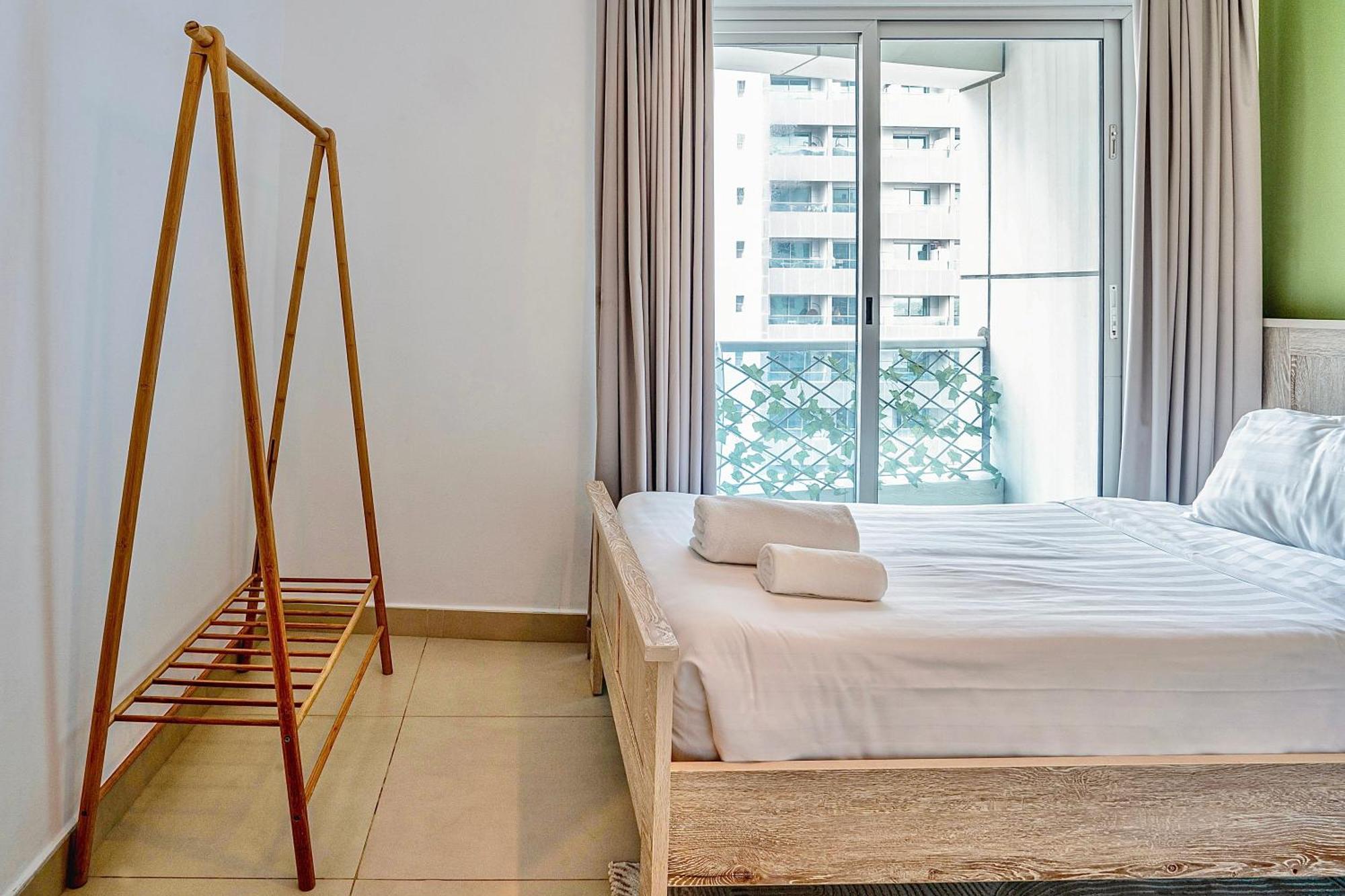 Apartment Near Metro & Tram 2bed Marina Close To Jbr!